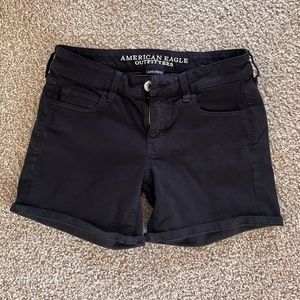 american eagle midi black shorts size 4